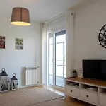 Modern 2-Bedroom Apartment In Expo