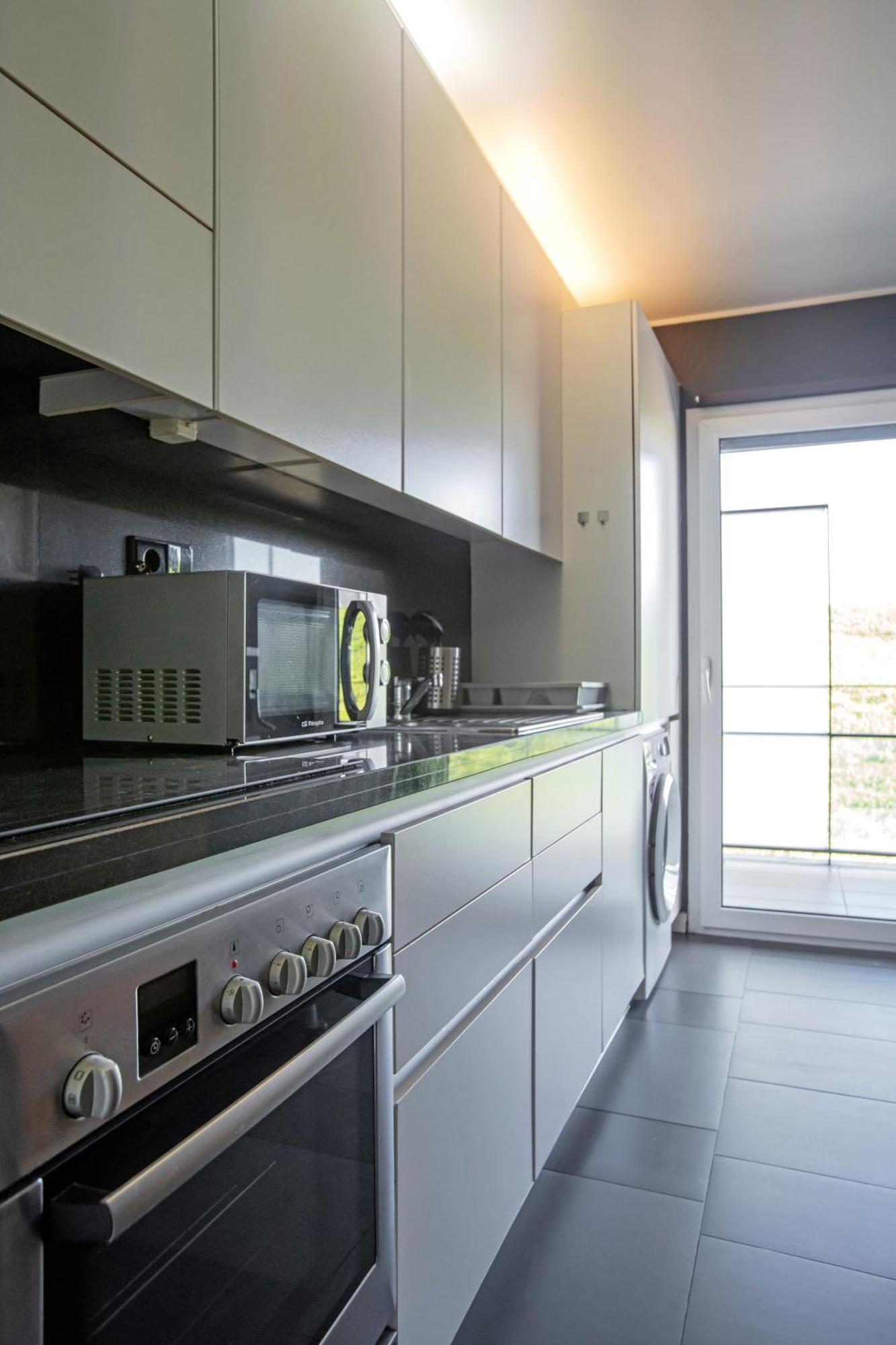 Modern 2-bedroom In Expo Apartment